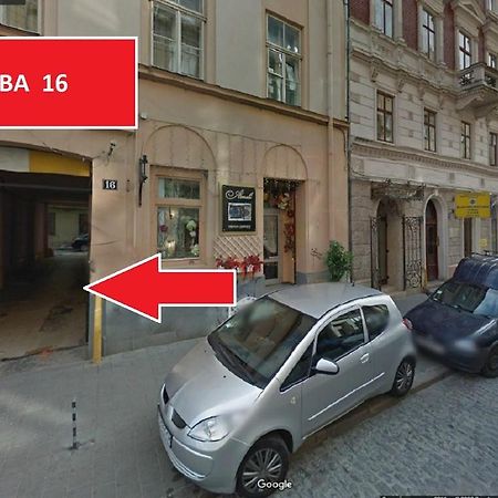 Apartments On Valova 16, On Market Square Lviv Luaran gambar