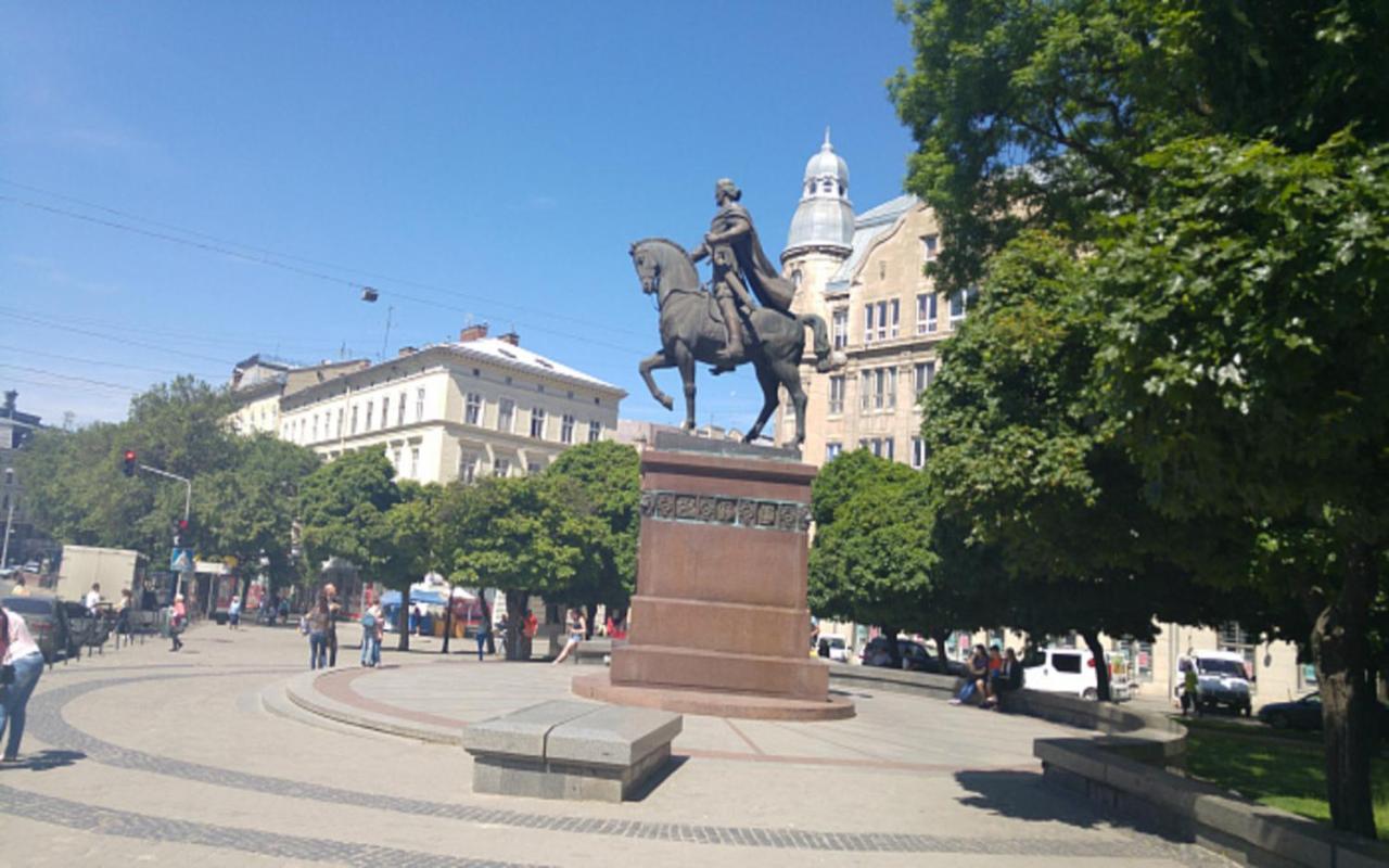 Apartments On Valova 16, On Market Square Lviv Luaran gambar